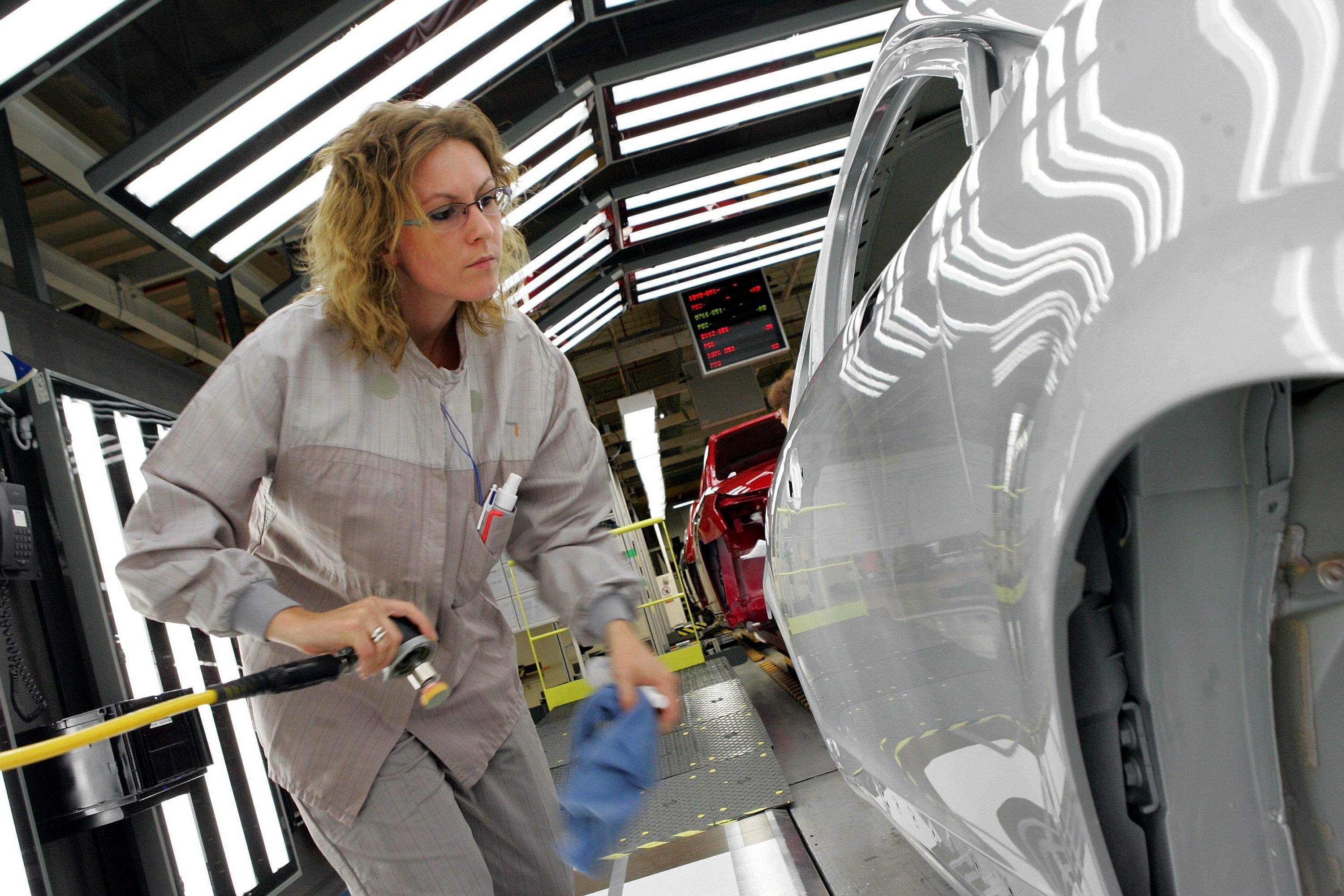 Pil, in Italia crescita dello 0,7% su anno