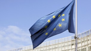 Pil Italia, Ue riabbassa stime crescita: +0,9% nel 2023