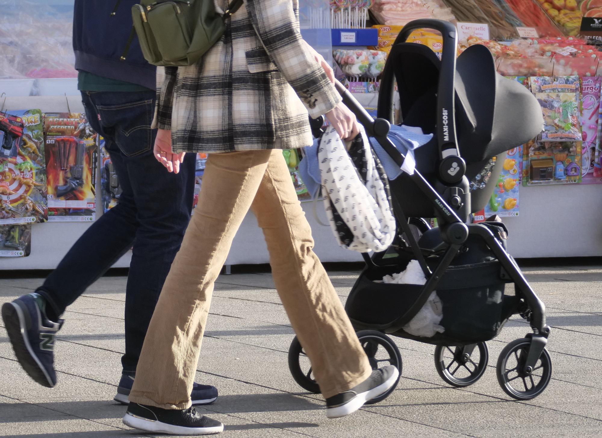 Pillola per la depressione post-partum, come funziona: i tempi per l'Europa