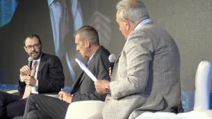 Pnrr, Patuanelli: "Difficile per le imprese programmare investimenti, effetto leva in discussione"