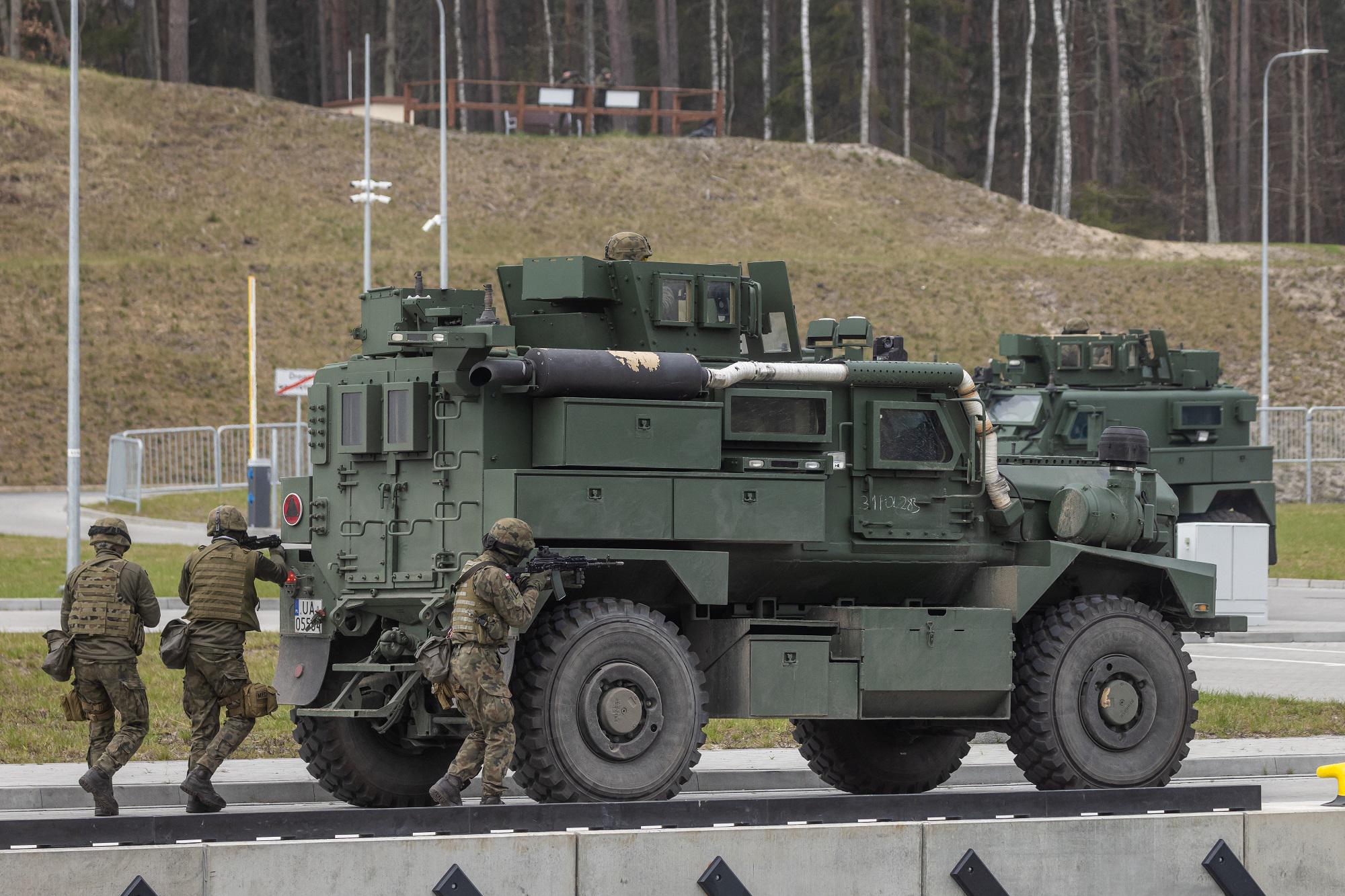 Polonia-Bielorussia, Varsavia vuole 10mila militari al confine