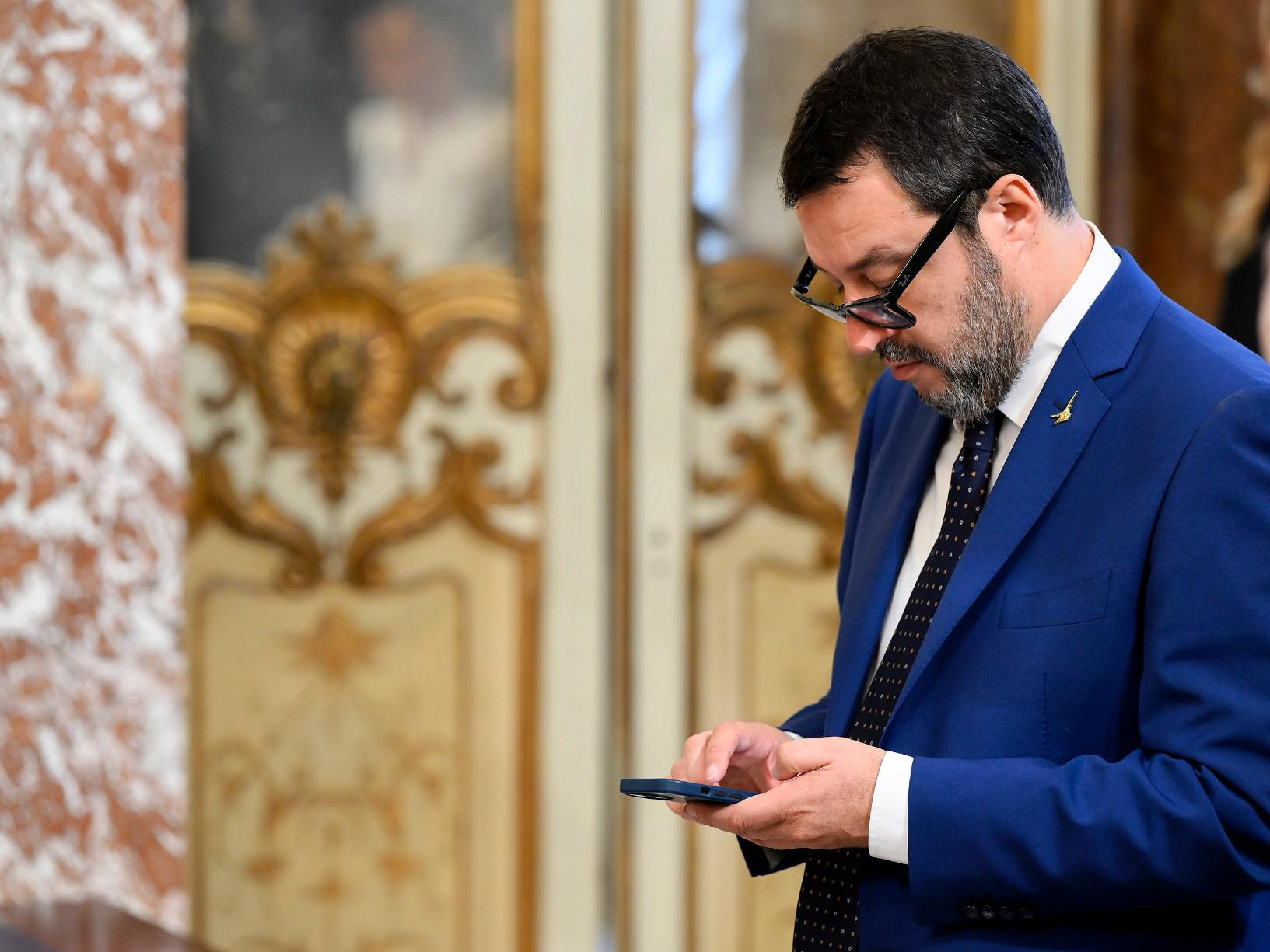 Ponte sullo Stretto, sul tavolo di Salvini pareri degli esperti