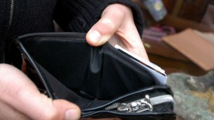 Povertà, Istat: "A rischio un quinto della popolazione italiana"