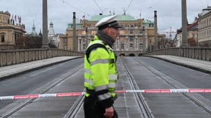 Praga, sparatoria all'università: morti e feriti