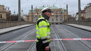 Praga, sparatoria all'università: morti e feriti
