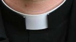 Prato, prete arrestato per droga