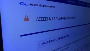 Precompilata 2021, slitta al 10 maggio