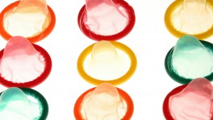 Preservativi gratis ai giovani in Francia, esperti: "Scelta da seguire per sesso sicuro"