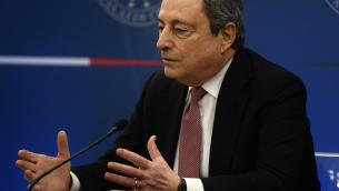 Prezzo benzina e Bollette, Draghi: "Misure importanti per conseguenze guerra Ucraina"