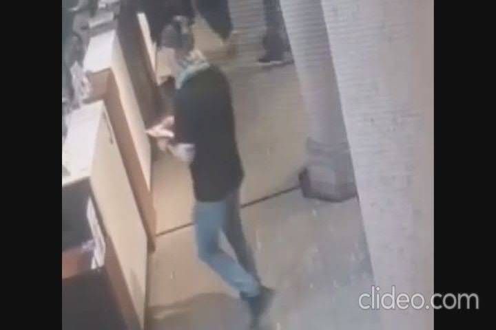 Prima il biglietto per il Duomo, poi sulla terrazza per il suicidio: le ultime ore di De Maria in due video