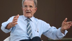 Prodi a Meloni: "Non ha ancora deciso tra Budapest e Bruxelles, si decida"