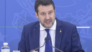 Protesta dei Trattori, Salvini: "Costringono l'Europa a rimangiarsi le follie"