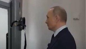 Putin e la palestra al Cremlino: "Mi alleno un'ora e mezza" - Video