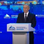 Putin: "Groenlandia non riguarda Russia, Nato cerca scontro nell'Artico"