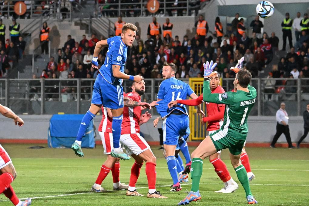 Qualificazioni Euro 2024, Malta-Italia 0-2: gol di Retegui e Pessina