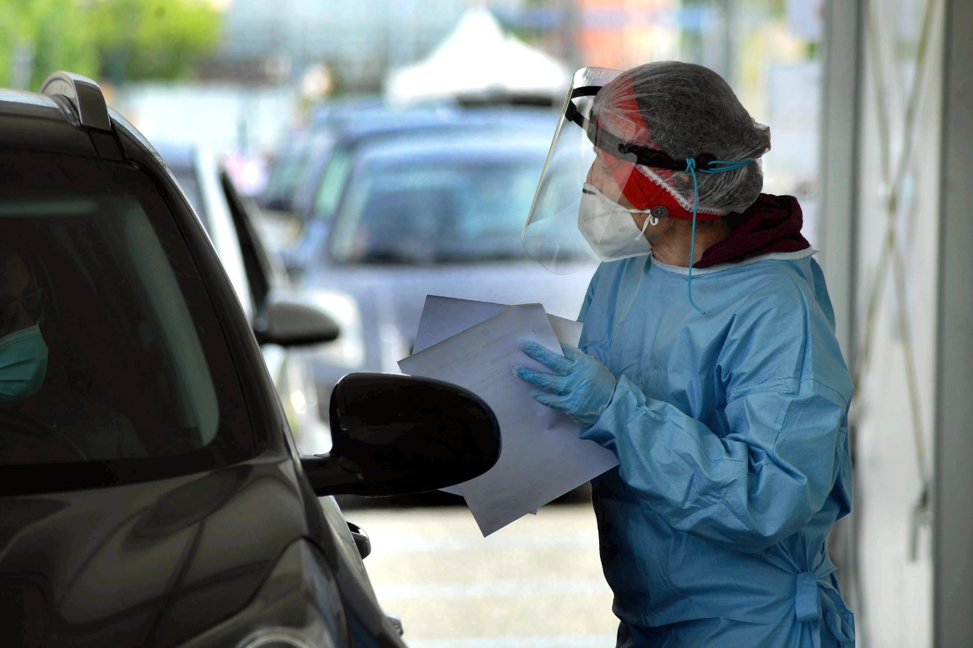 Quarantena covid 2021, governo vuole reintrodurre indennità: cosa prevede