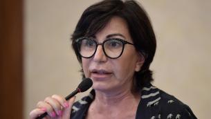 Quarta dose, Gismondo: "Test ad anziani per capire se reattivi a vaccino"