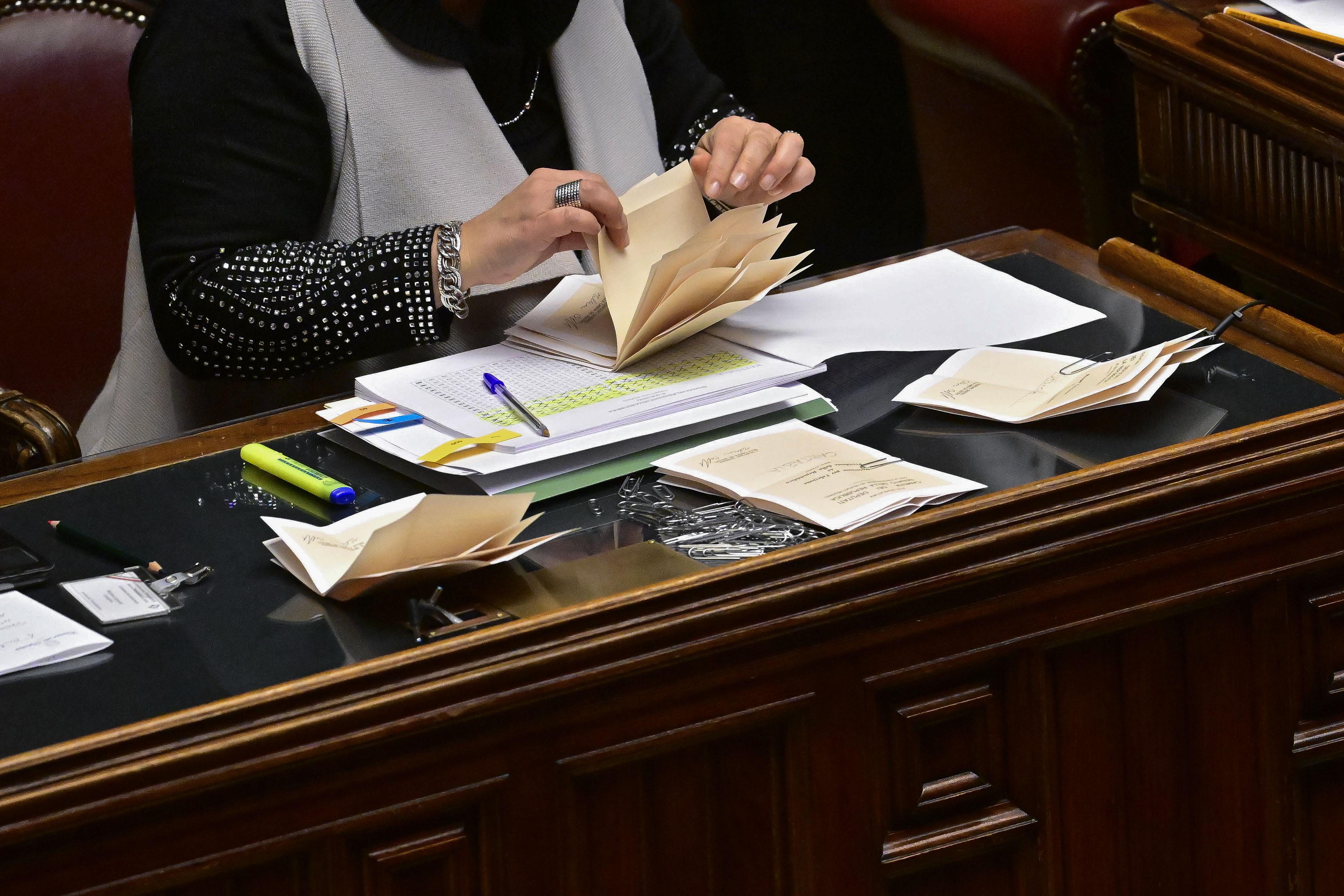 Quirinale 2022, a Mattarella 387 voti: risultato settimo scrutinio