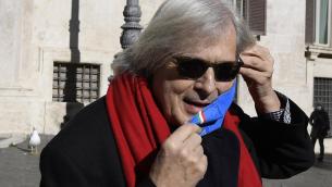 Quirinale, la 'pesca' di Sgarbi: "Oggi altri 5 voti per Silvio, è andata bene"