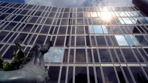 Rai, le dimissioni di Fuortes e il destino di Dg e Ad: i precedenti