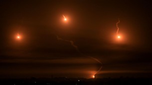 Raid Israele nella Striscia, colpite Gaza City e Khan Yunis