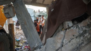 Raid Israele su Gaza, "almeno 14 morti"