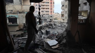 Raid Israele su Gaza, media: "Uccise almeno 27 persone"