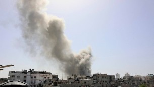 Raid israeliani su Striscia: 33 morti