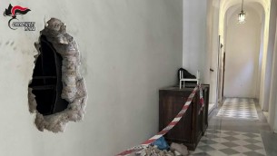 Rapina da film nel centro di Roma, sgominata 'banda del buco' che mise a segno colpo da 800mila euro