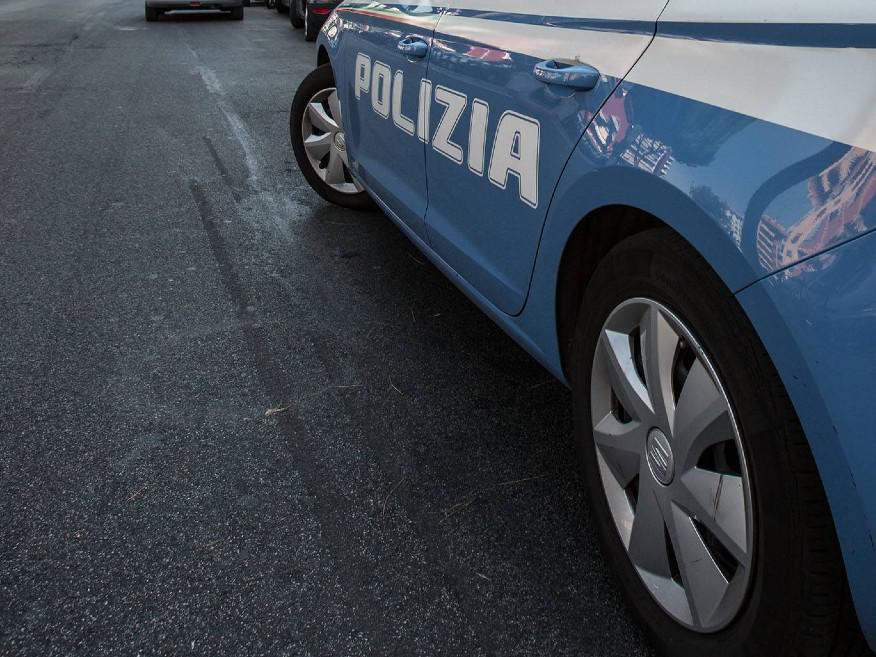 Rapina tabaccheria in pigiama e ciabatte, arrestato 16enne