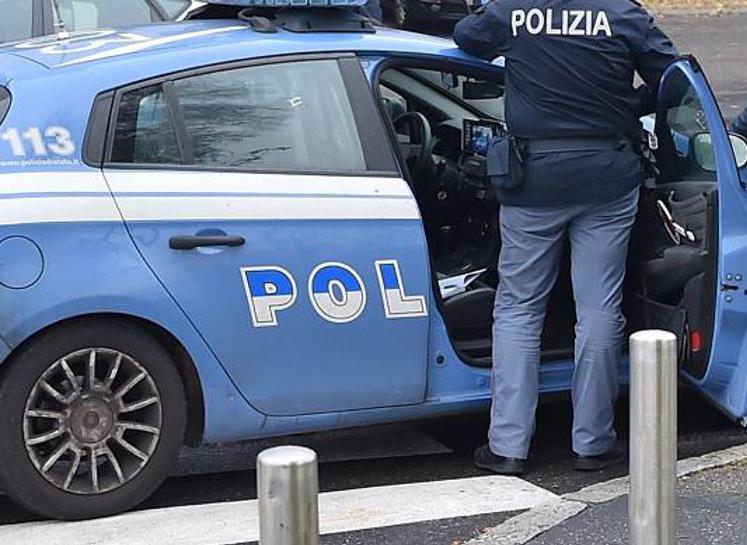 Rave party, minacce di morte a sindaco Magliano firmate Br