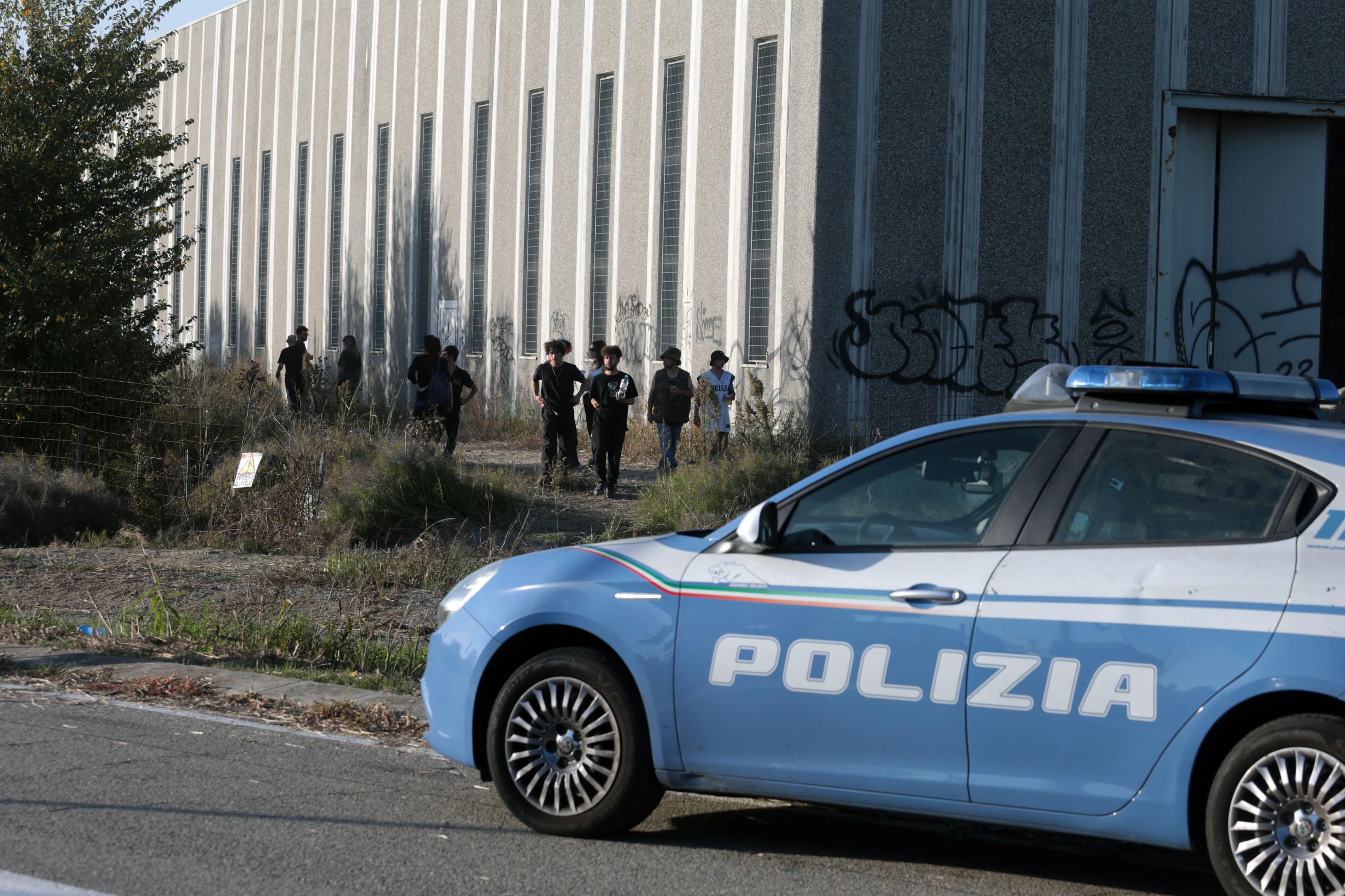 Rave party Modena, iniziate oggi operazioni sgombero