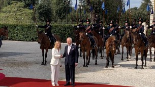 Re Carlo da Giorgia Meloni, l'incontro a Villa Pamphilj