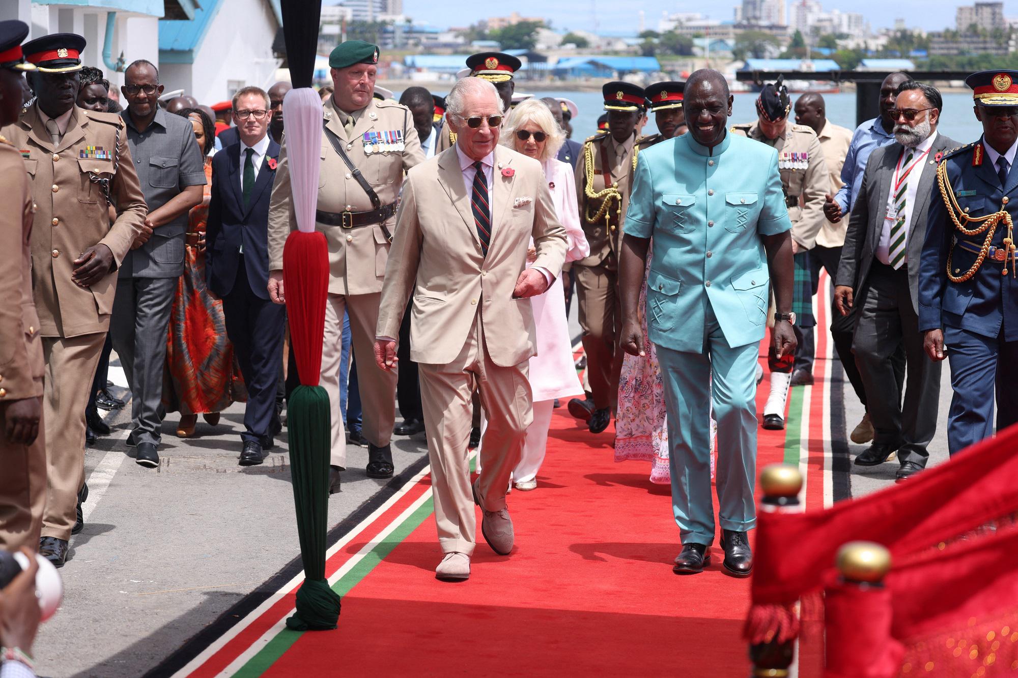 Re Carlo in Kenya si "rammarica" per errori colonialismo