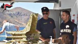 Recuperato nei fondali di Levanzo rostro nave romana battaglia Egadi