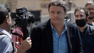 Reddito di cittadinanza, Renzi: "Ci prepariamo a raccogliere firme"