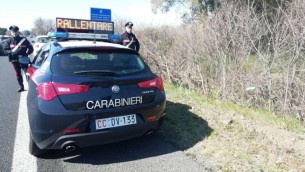 Reggio Calabria, grave incidente su SS106: scontro tra auto e moto, un morto