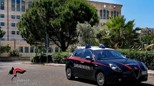 Reggio Calabria, picchiata e sequestrata dall'ex e sua sorella