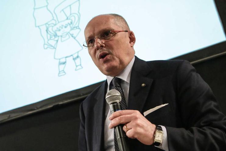 Ricciardi: "Serve lockdown, scienziati devono dire verità"