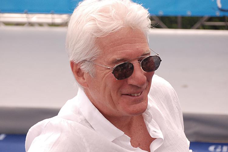 Richard Gere, Tmz: "Ricoverato per polmonite in Messico ma sta bene"
