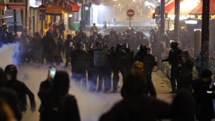 Riforma pensioni Francia, 128 arresti ieri sera