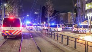 Rivolta no vax a Rotterdam, almeno 7 feriti e decine di arresti