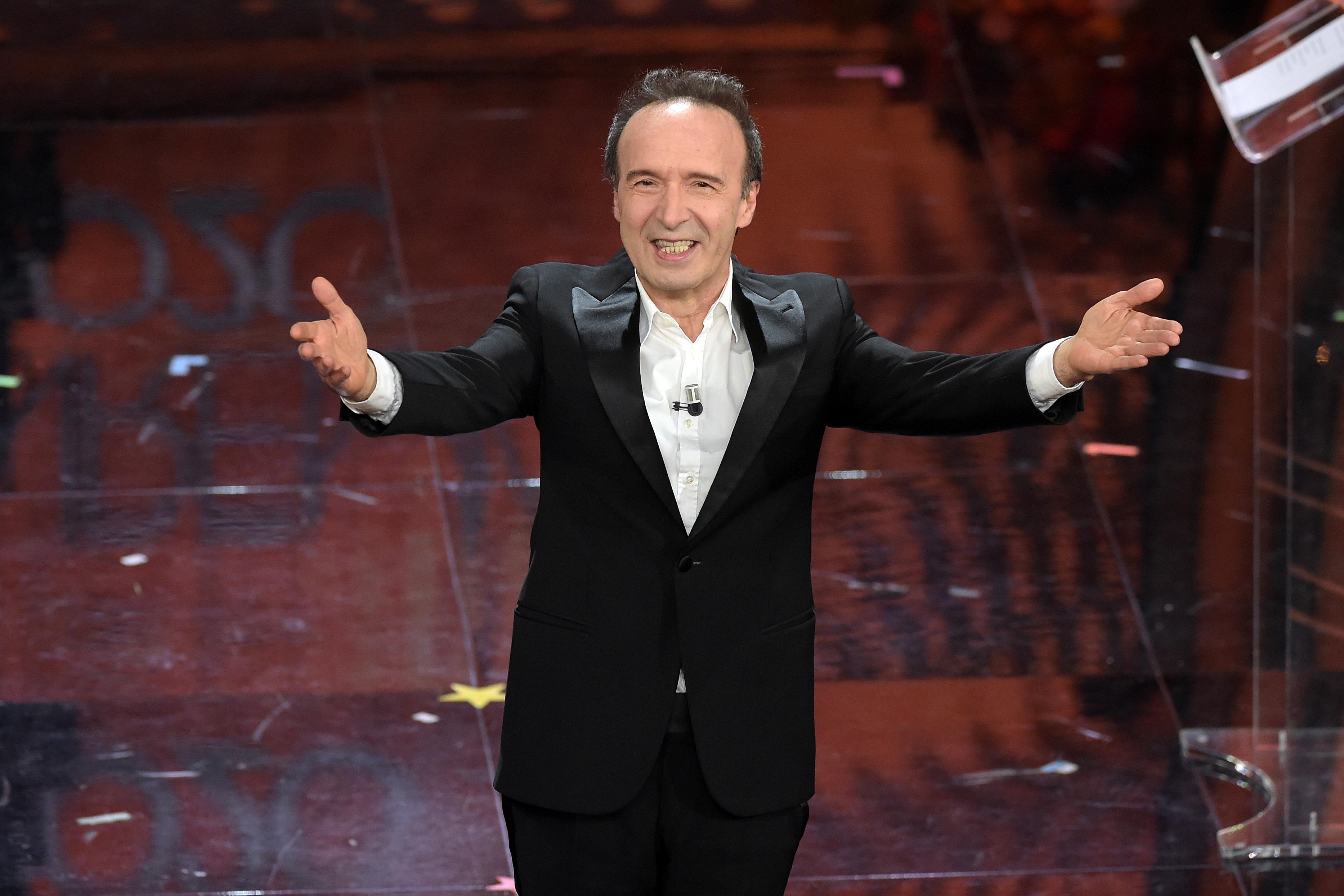 Roberto Benigni compie 70 anni, Mattarella chiama l'attore e regista toscano