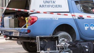 Roma, allarme bomba nel cuore della Capitale