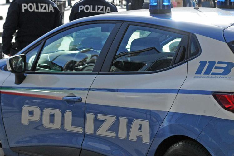 Roma, cadavere in cassonetto a Primavalle