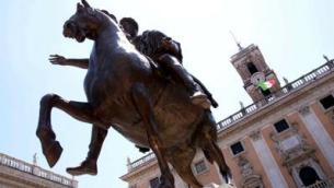 Roma, compagna Lemmetti si dimette