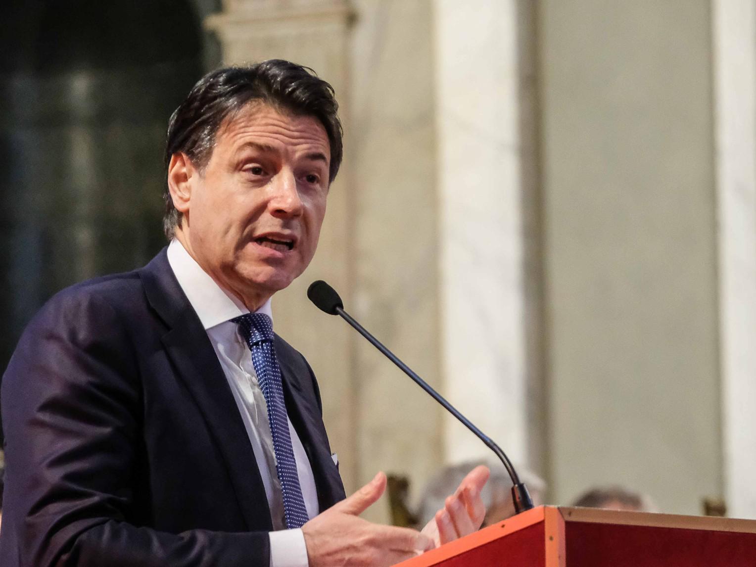 Roma, Conte: "M5S ha ottimo candidato, appoggio compatto a Raggi"
