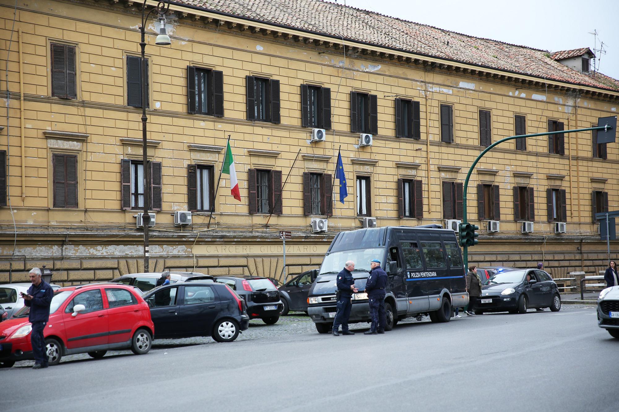 Roma, detenuto sequestrato e violentato in carcere Regina Coeli