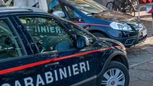 Roma, entra in chiesa durante la messa e minaccia di far esplodere bombola: arrestato