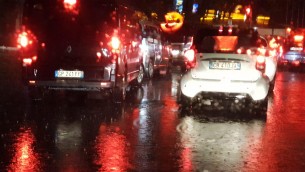 Roma in tilt per bomba d'acqua fra allagamenti e traffico